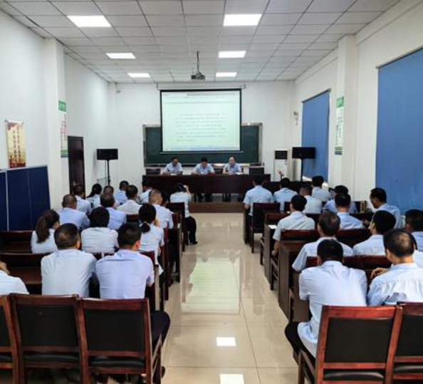 公交公司组织召开“以党建引领运营服务 水平提升活动”启动会